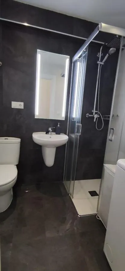 Centrally Located Studio Apartment In Central Nerja 2H